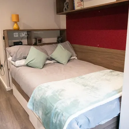 For Students Only In The Heart Of Apartment