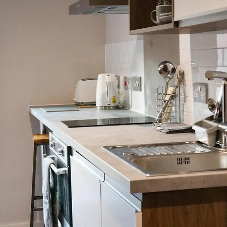 Apartment For Students Only In The Heart Of *