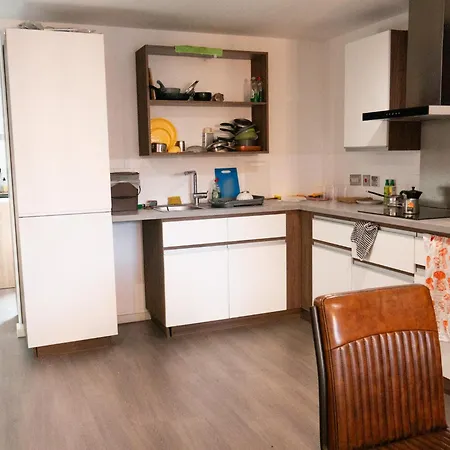 Apartment For Students Only In The Heart Of York